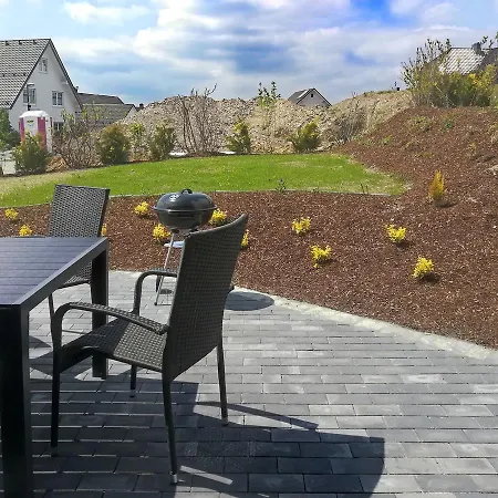 Modern Holiday Home In Winterberg With Garden בית נופש *