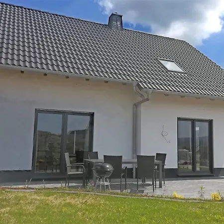 Tatil Evi Modern Holiday Home In Winterberg With Garden